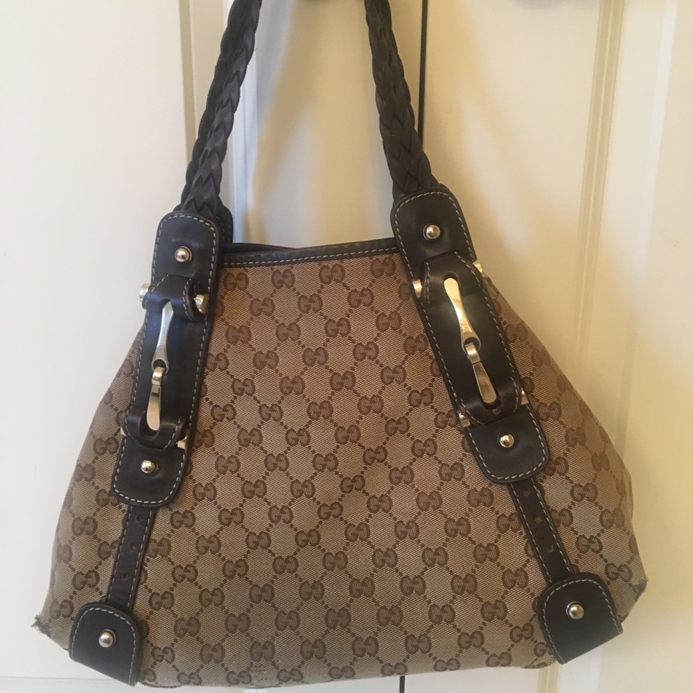 Gucci handbag